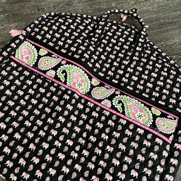 EUC Vera Bradley pink elephant hanging garment bag - Picture 3 of 3